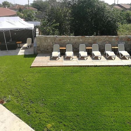 Вила Христови Bŭlgarevo Extérieur photo